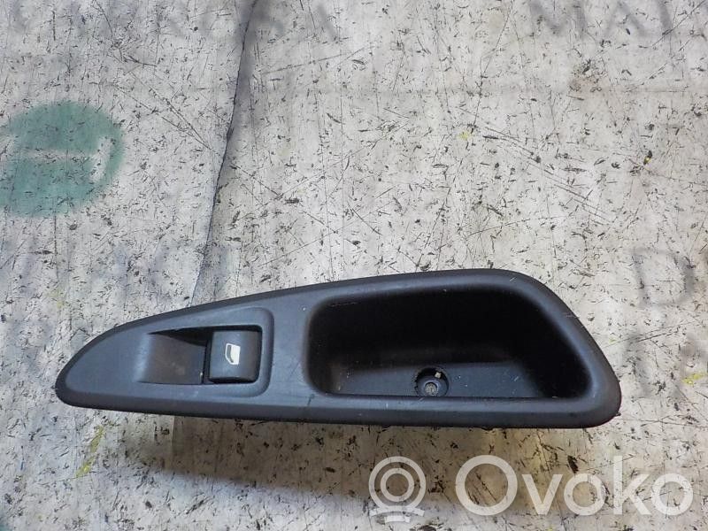 Comutator comandă geamuri electrice   649031