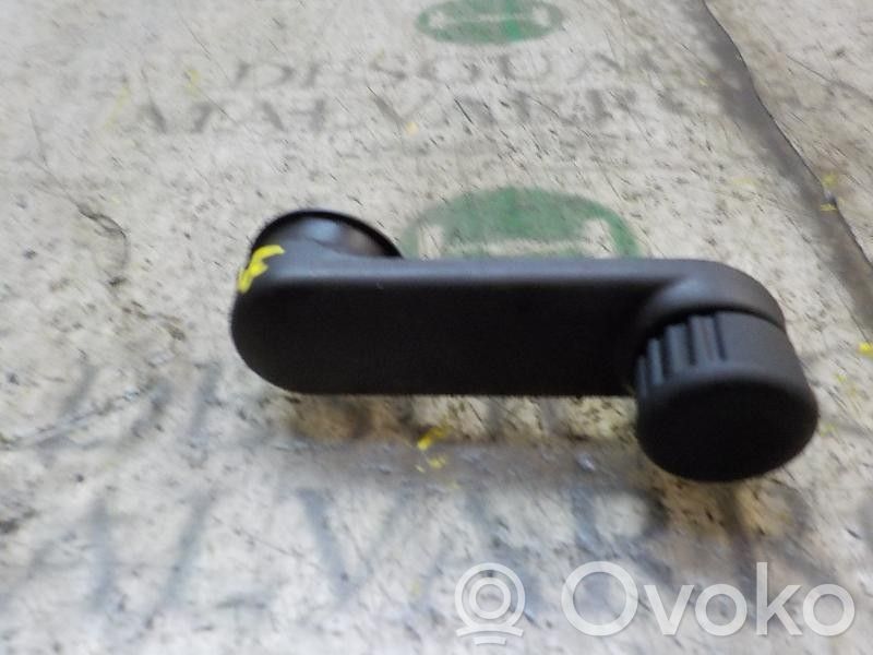 Renault Clio IV Mâner macara geam ușă spate 