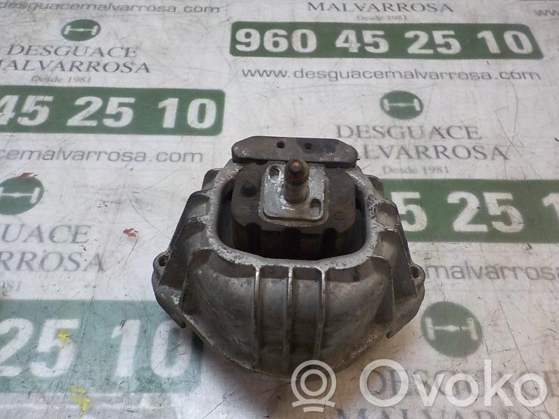 Support de moteur, coussinet   22116768800