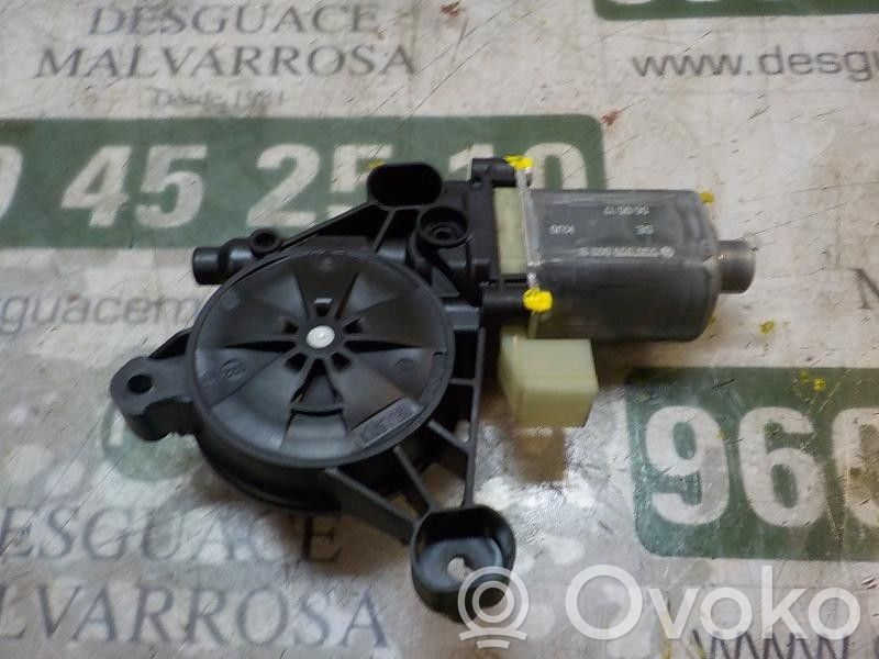 Seat Leon (5F) Macara electrică geam ușă față