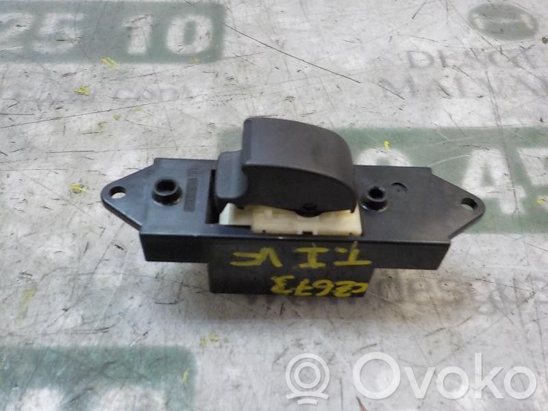 Citroen C-Zero Electric window control switch 