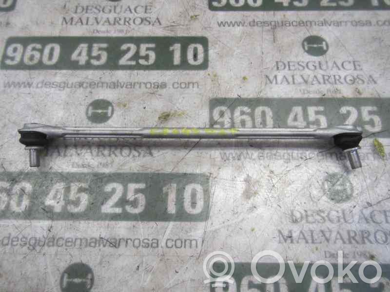 Toyota Yaris Łącznik stabilizatora przedniego 