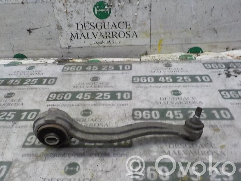 Mercedes-Benz C W203 Braccio di controllo sospensione anteriore