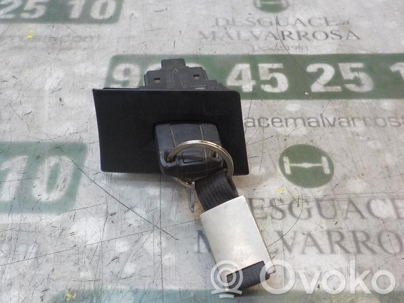 Aizdedzes atslēga   66129172371