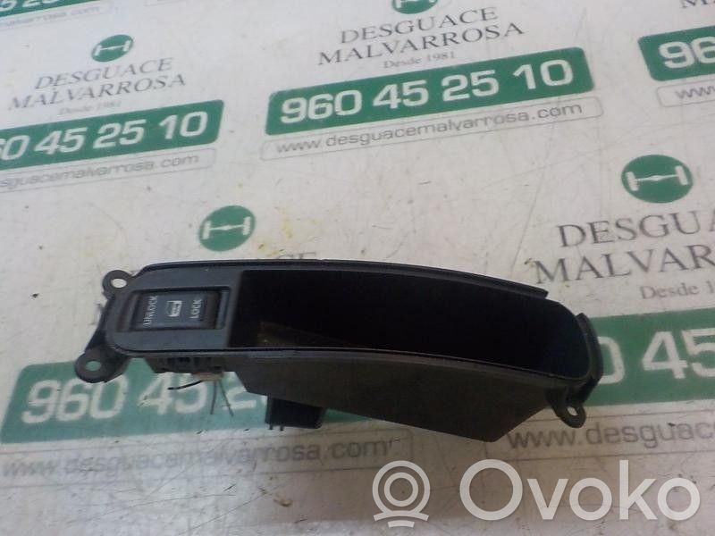 Nissan Note (E11) Otras unidades de control/módulos 