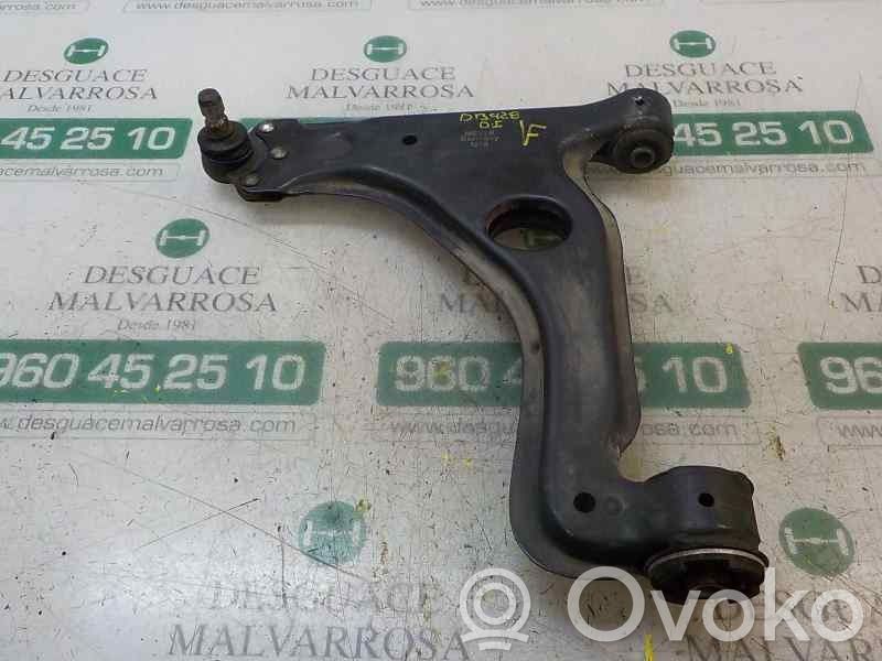 Brazo de suspensión delantero