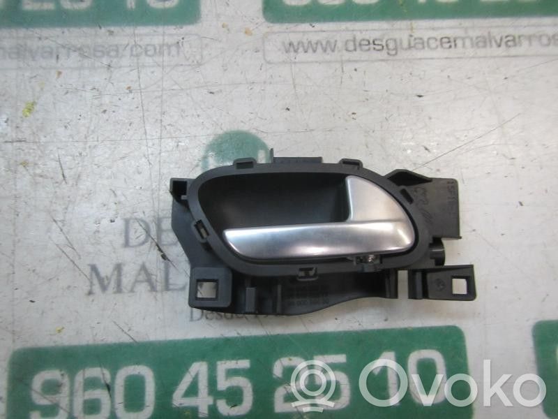 Poignée intérieure de porte arrière   9144G4