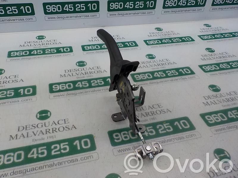 KIA Rio Rączka / Dźwignia hamulca ręcznego 