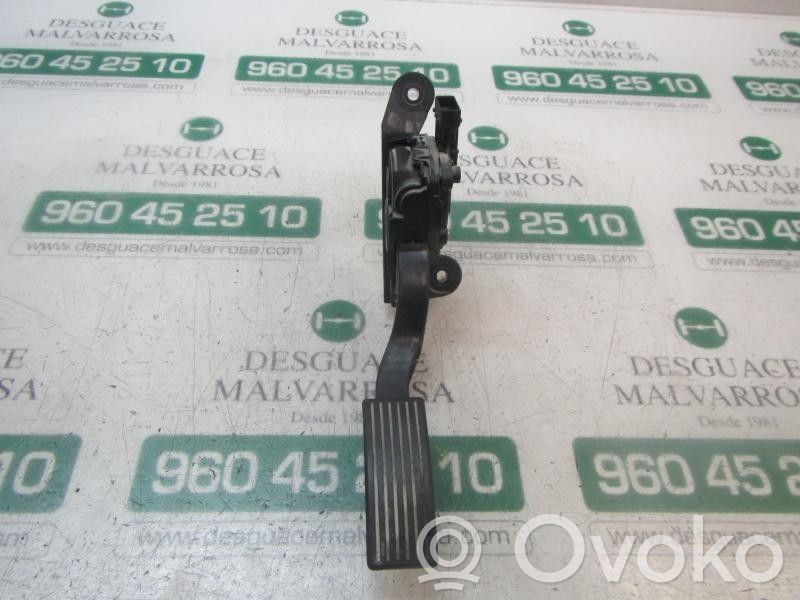 Sensor de aceleración   327001R500