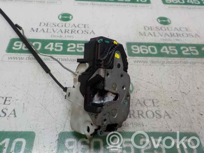 Opel Insignia A Serratura portiera anteriore 