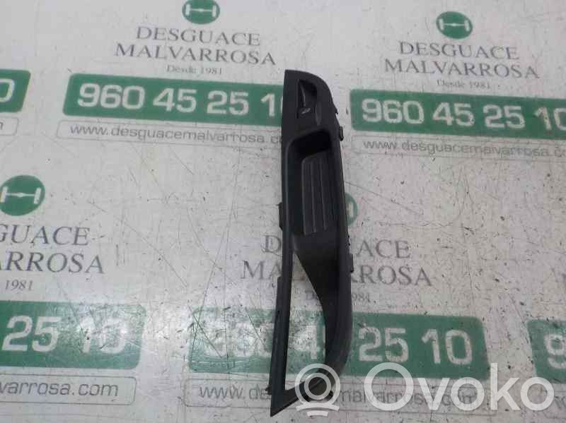 Electric window control switch   1746832