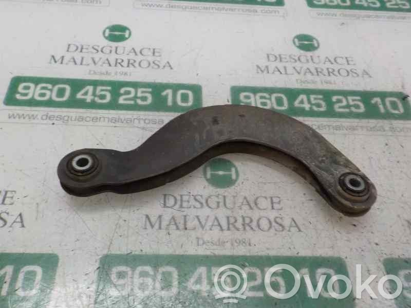 Ford Focus Braccio di controllo sospensione posteriore 