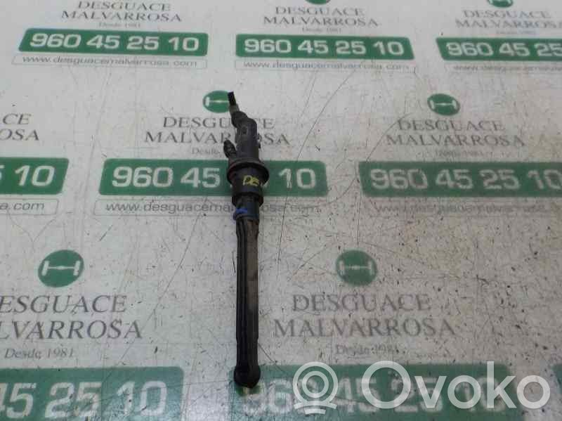 Cilindro maestro de embrague   9676535380