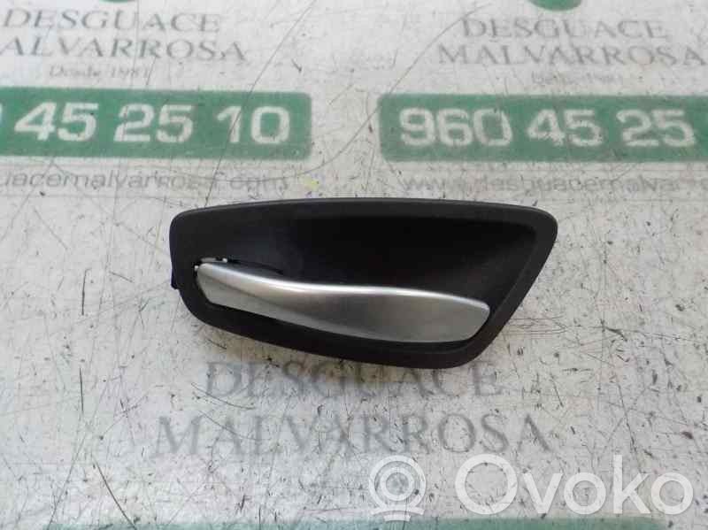 Manecilla interna puerta trasera   51416978137