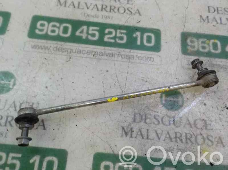Volvo V40 Bară/bieletă antiruliu față 