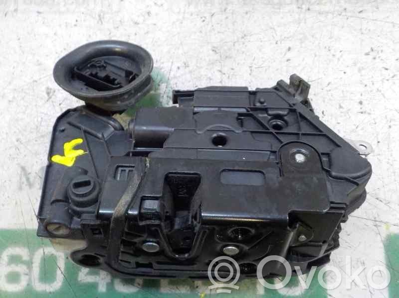 Volkswagen Golf SportWagen Serratura portiera posteriore