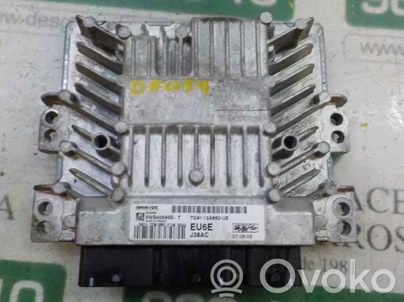 Unidad de control/módulo del motor   1561024,7G9112A650UE