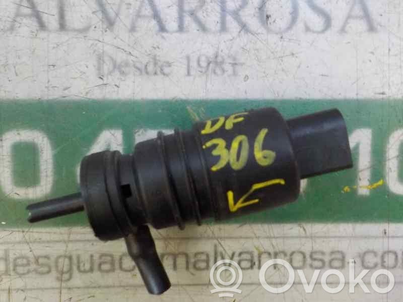 Windscreen/windshield washer pump   67128362154