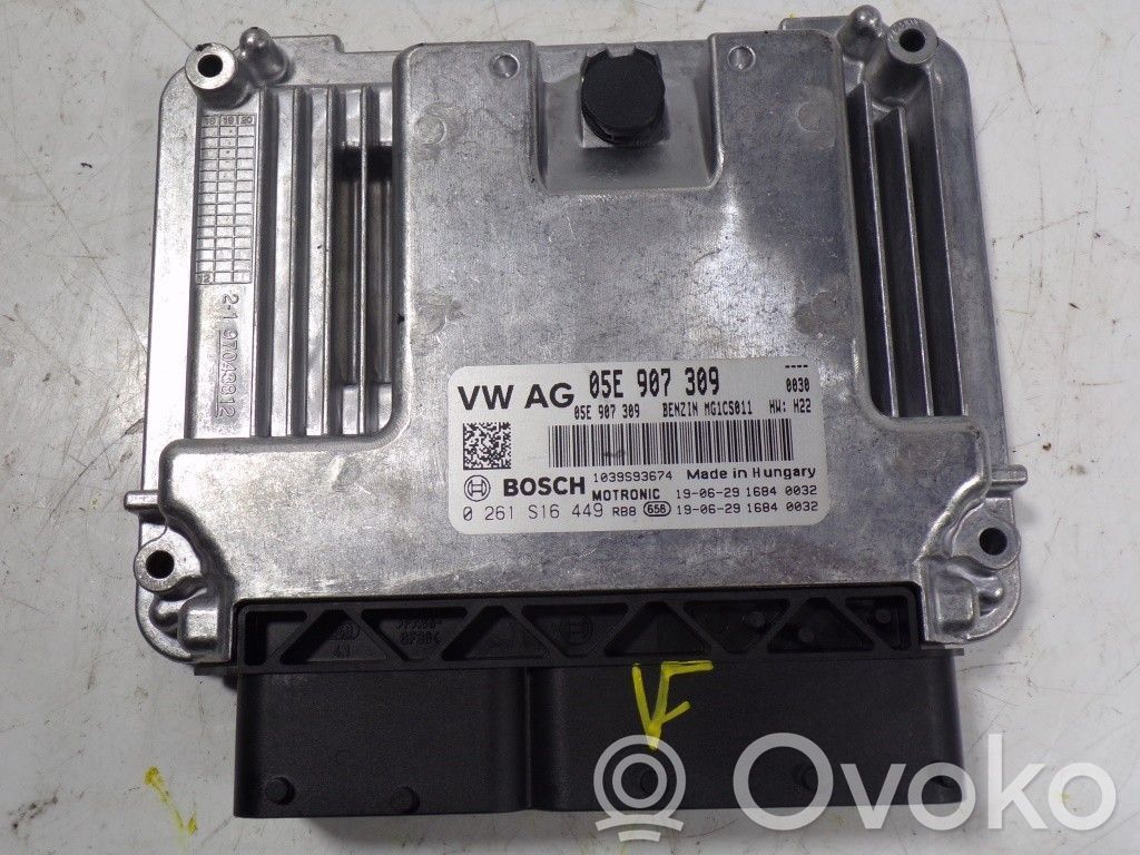 Audi A1 Engine control unit/module 
