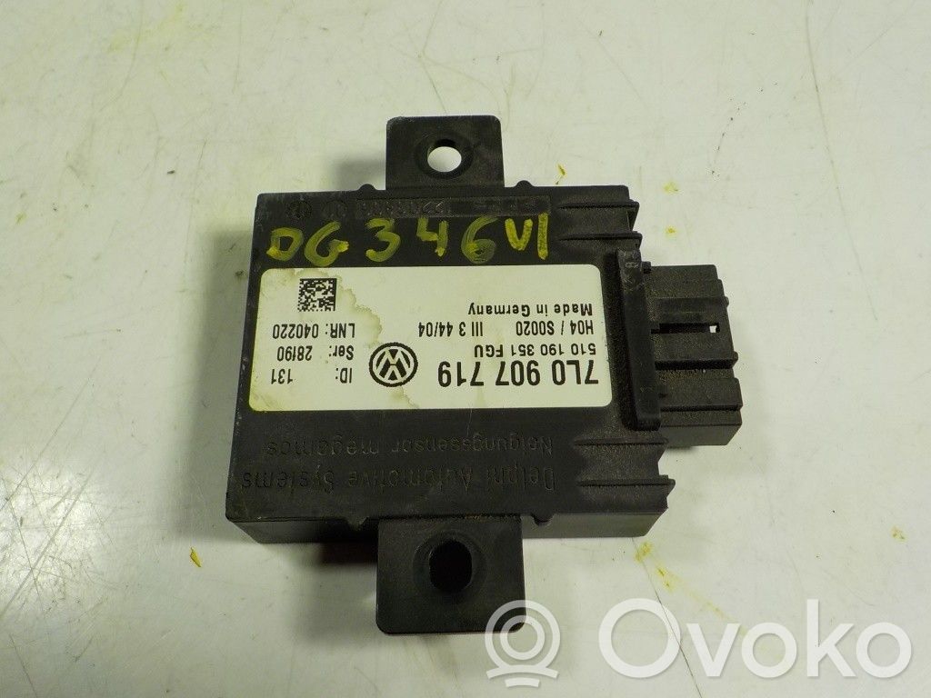 Sonstige Steuergeräte / Module   7L0907719,510190351