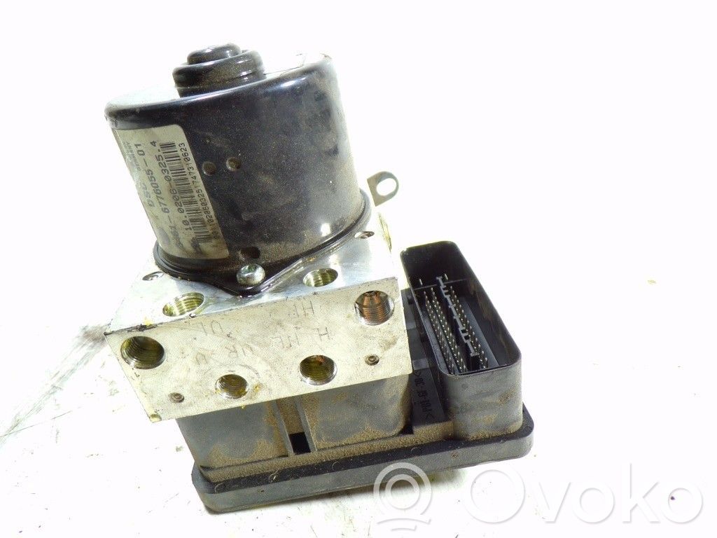 BMW 1 E81 E87 ABS Pump 