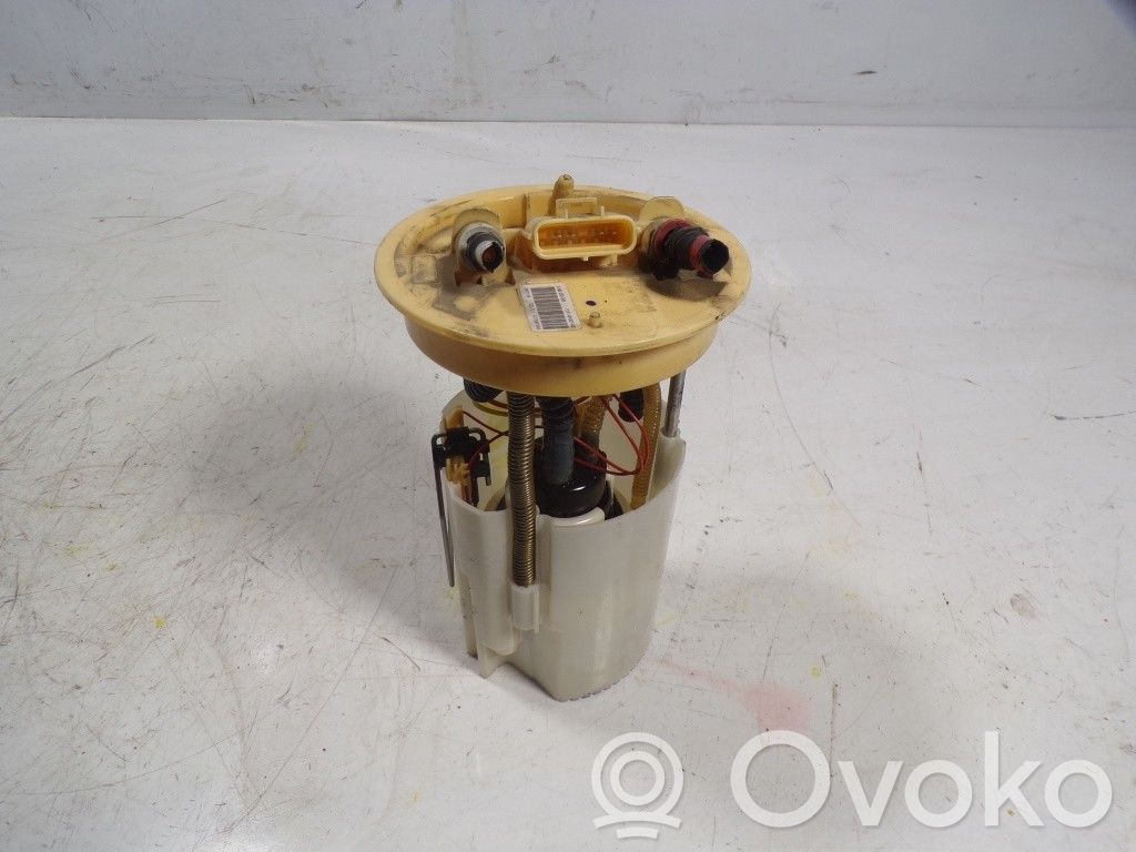 Bomba interna de combustible   2256262,F1F19H307AB