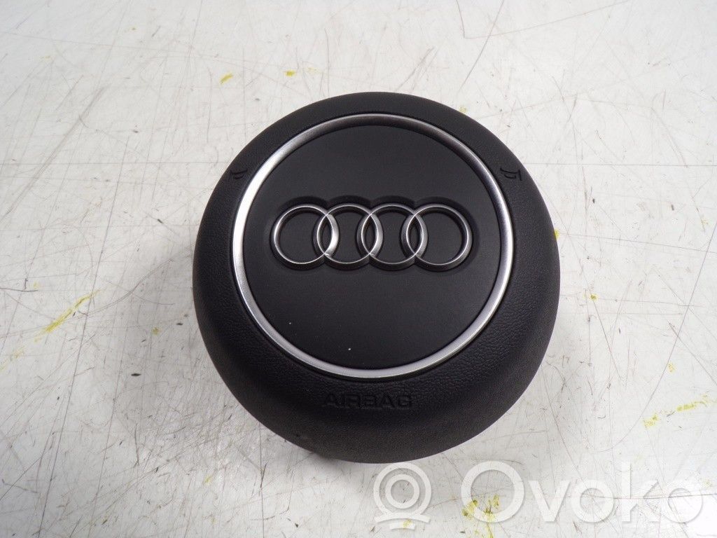 Audi A1 Vairo oro pagalvė 