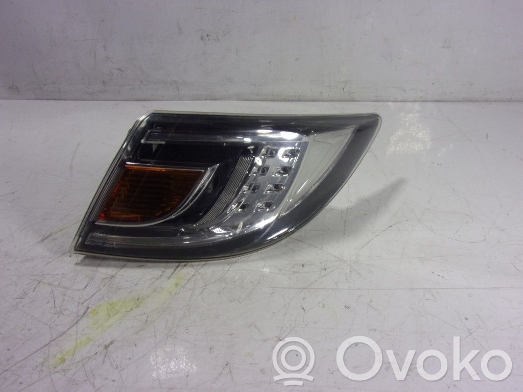 Mazda 6 Aizmugurējais lukturis virsbūvē 