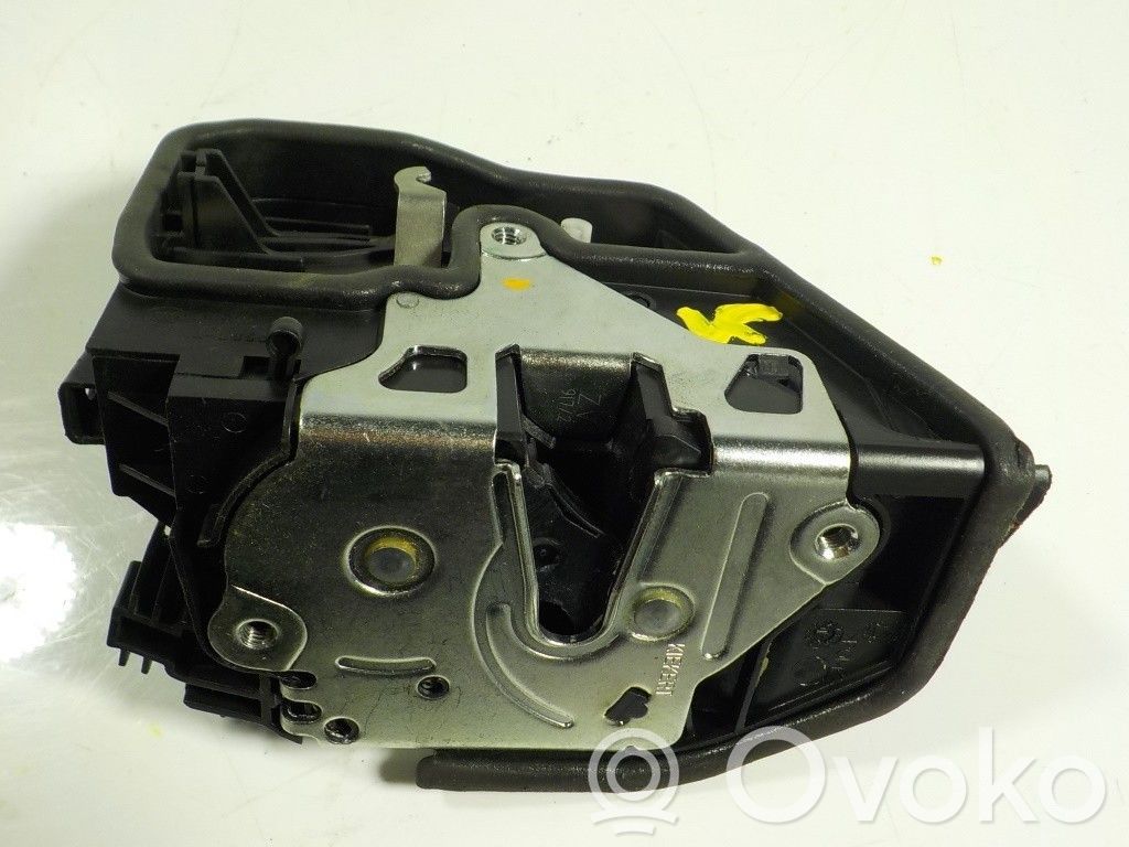 BMW 3 F30 F35 F31 Serratura portiera posteriore