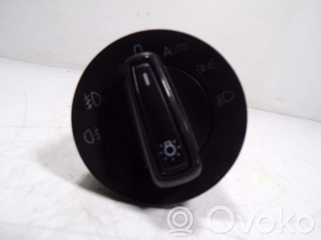 Interruptor de control del panel de luces   5E0941431DWHI,5E0941431D,10095088