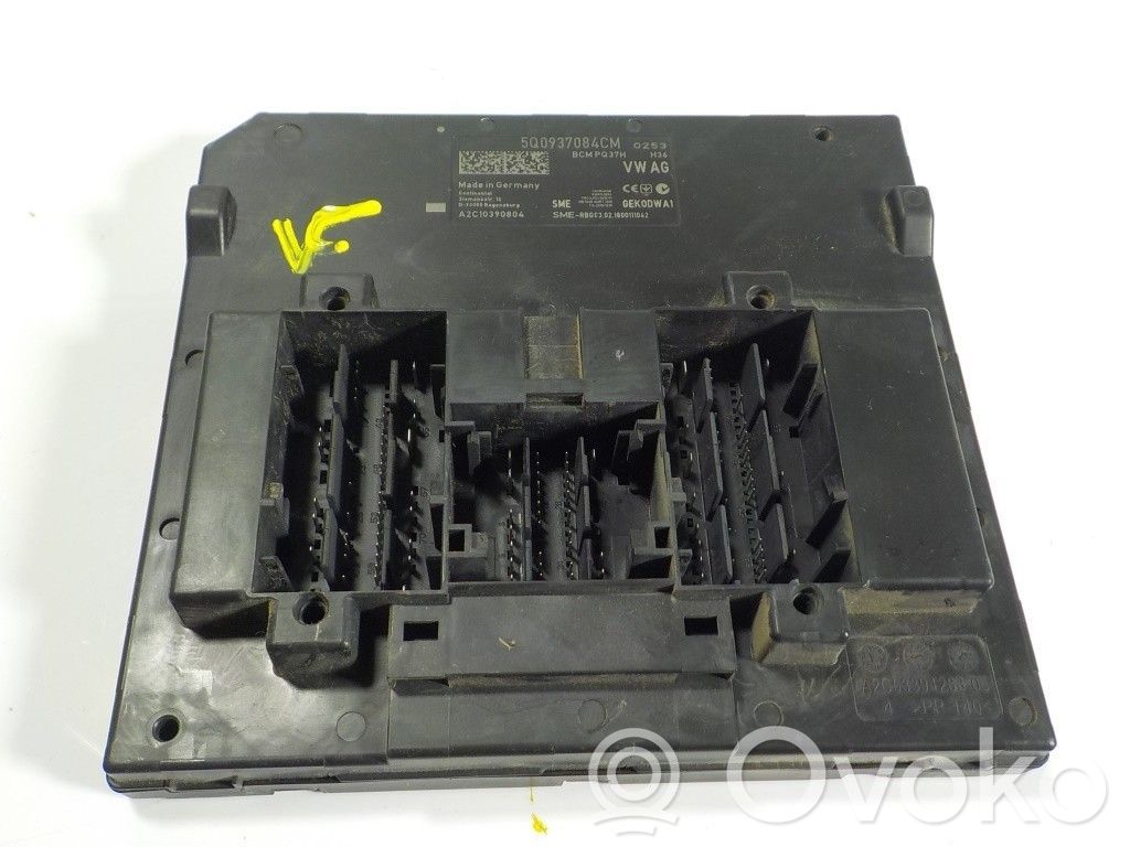 Inne komputery / moduły / sterowniki   65258067004,5Q0937084CM,A2C10390804
