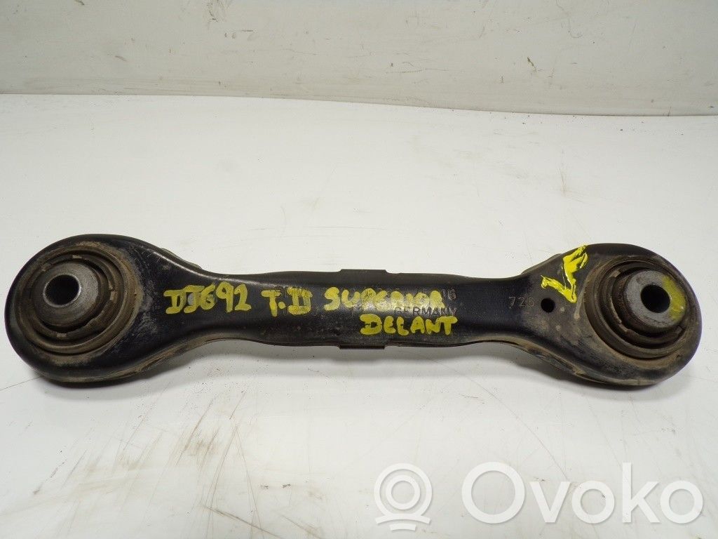 Brazo de suspensión trasero   33322409890