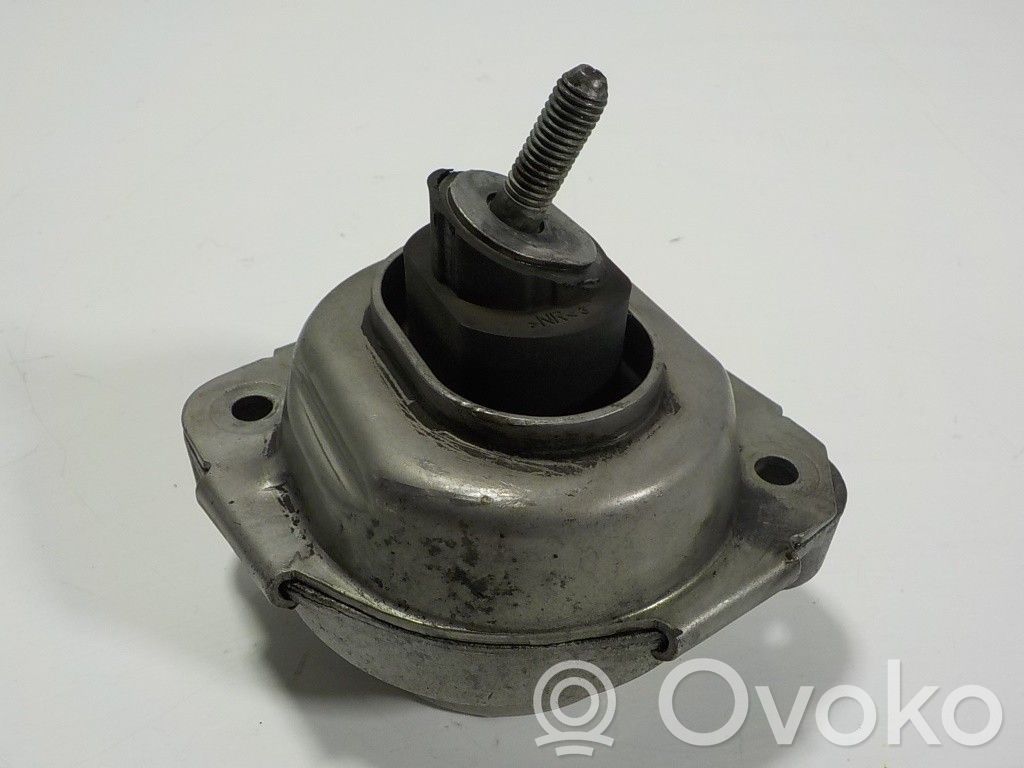 BMW X3 E83 Engine mount bracket 