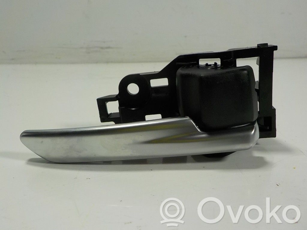 Toyota Corolla E160 E170 Manecilla interna puerta trasera 