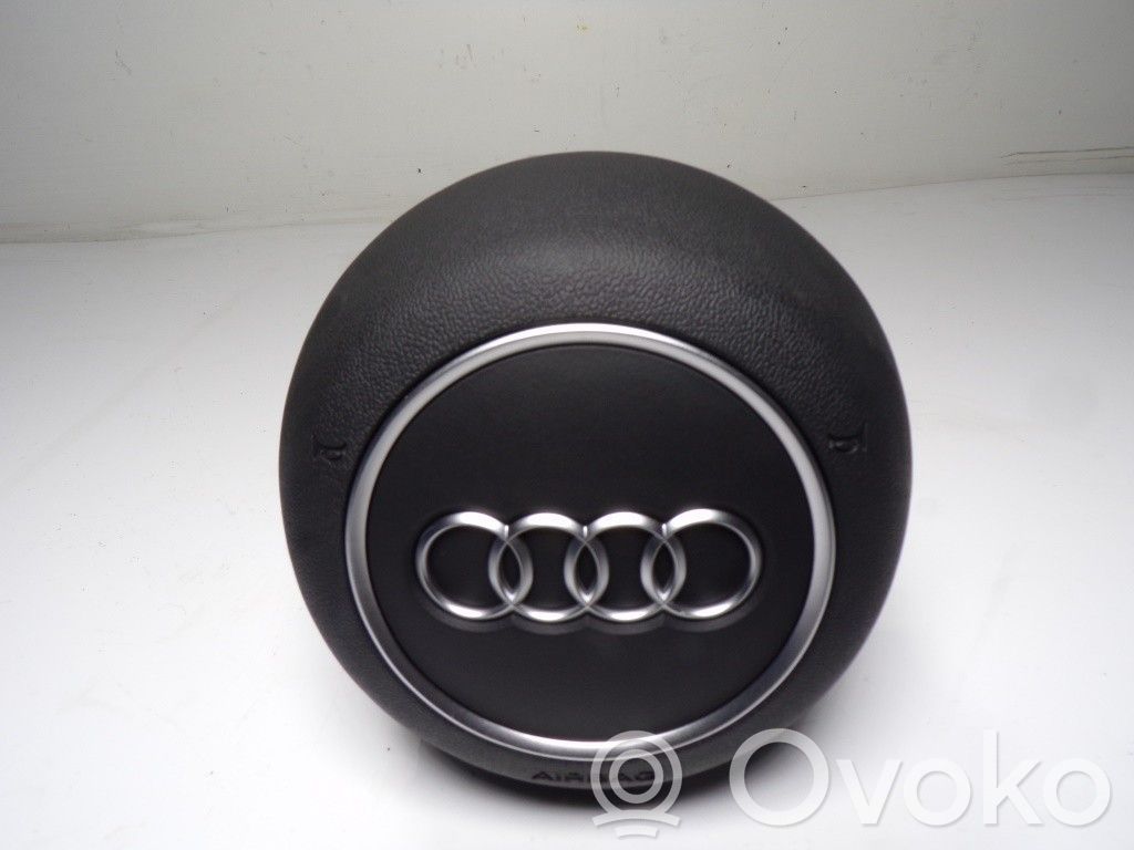 Audi A1 Vairo oro pagalvė 