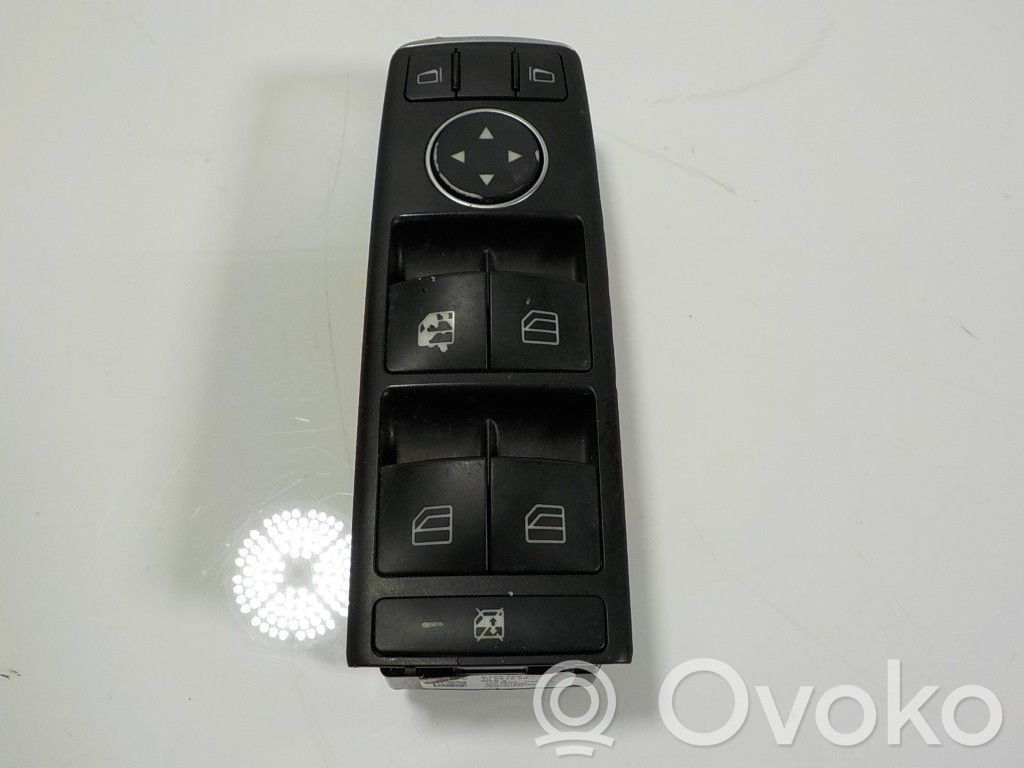 Mercedes-Benz B W246 W242 Interrupteur commade lève-vitre