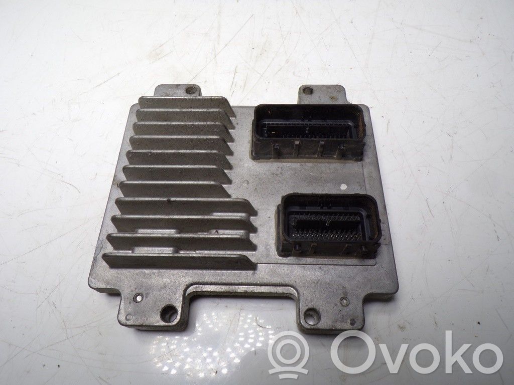 Unidad de control/módulo del motor   12679199,12679197