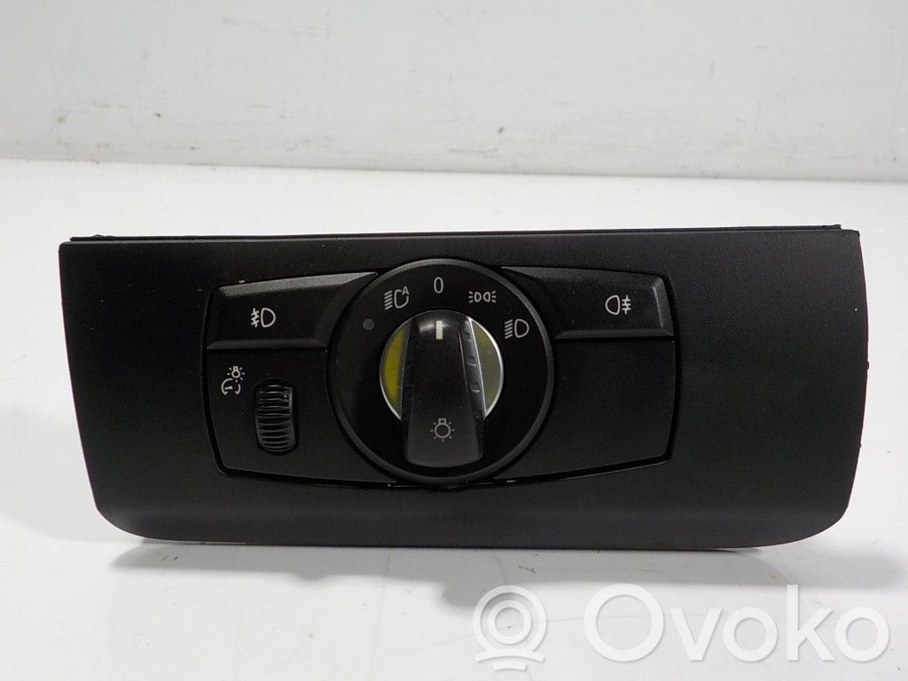Interruptor de control del panel de luces   61319134726,913472602