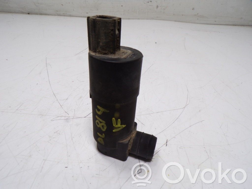Windscreen/windshield washer pump   1791929