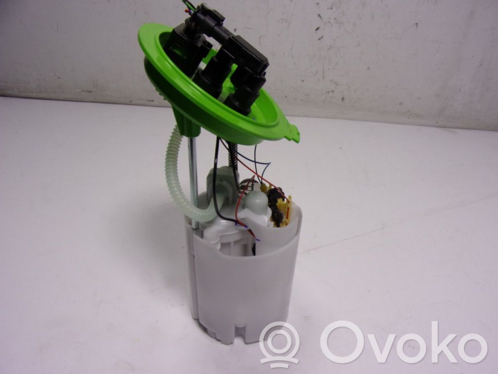 Pompe à carburant   5Q0919087T,5Q0919051BE