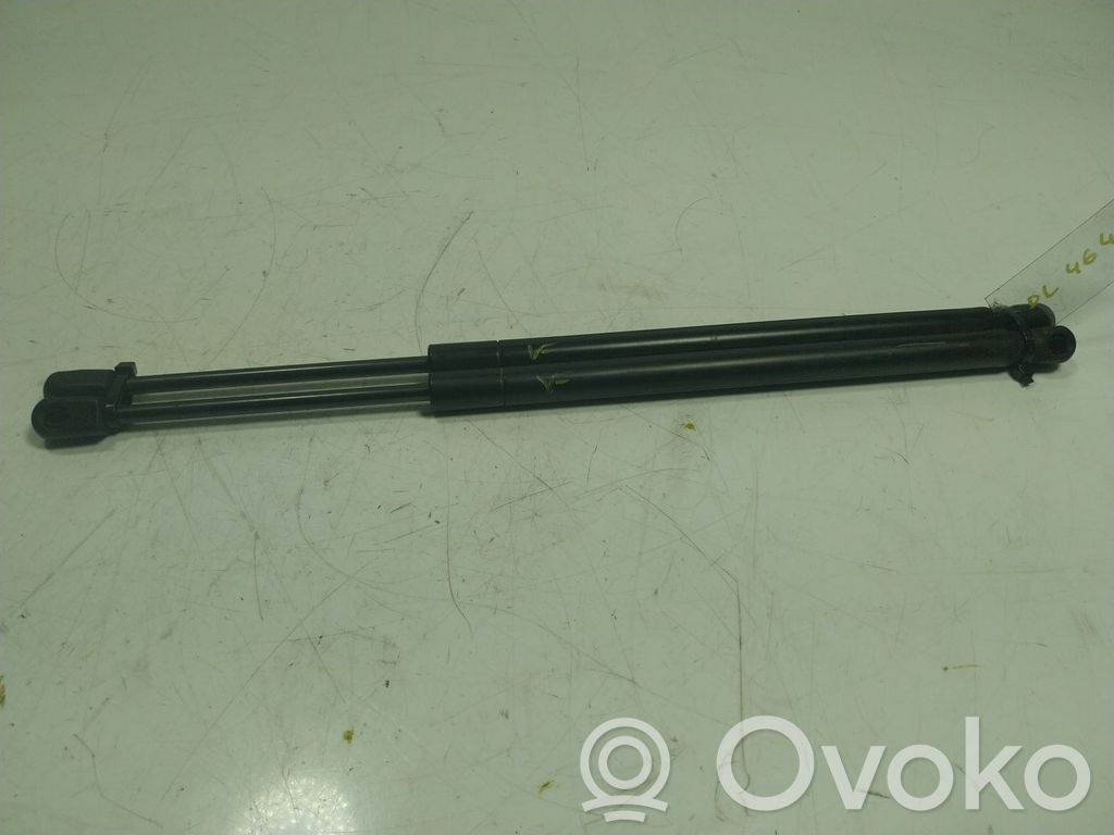 Amortizatorius variklio dangčio   106263400A,106263400A