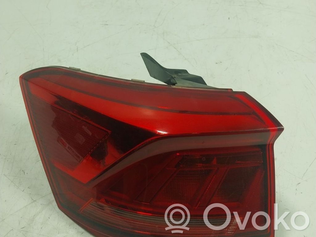 Volkswagen T-Roc Luci posteriori