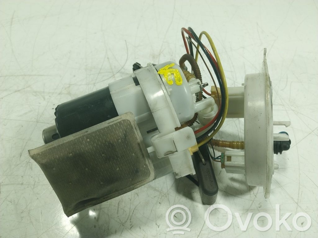 Bomba interna de combustible   8W0919087L,8W0919087L
