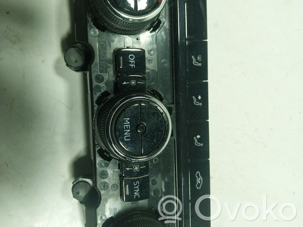 Skoda Karoq Panel klimatyzacji 