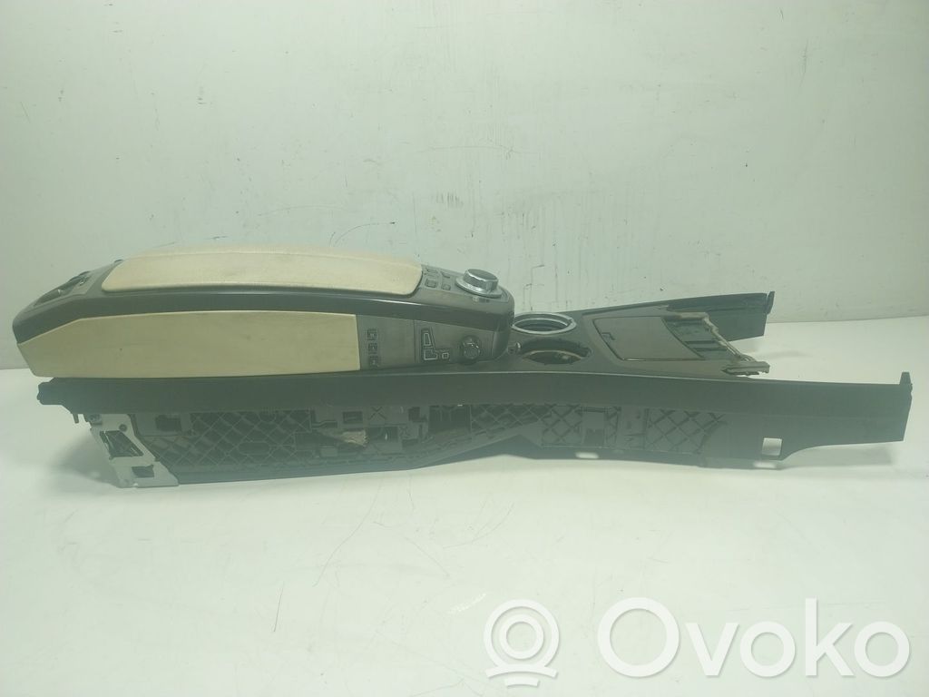 Elkoņa balsts   51167018146