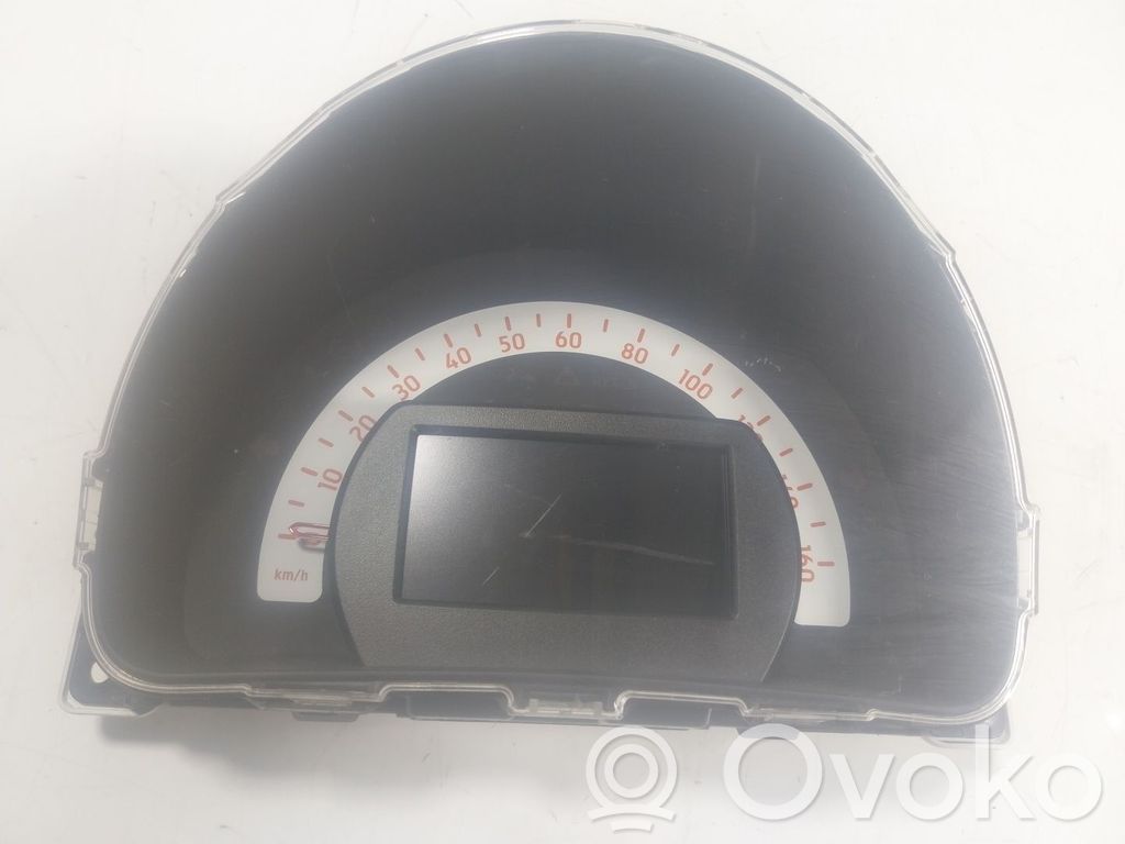 Smart ForFour II W453 Vitezometru (grup de instrumente) 