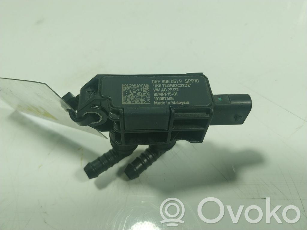 Autres unités de commande / modules   05E906051AC,05E906051P