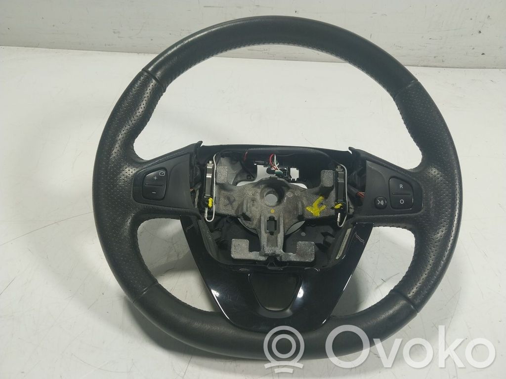 Volante   484005406R