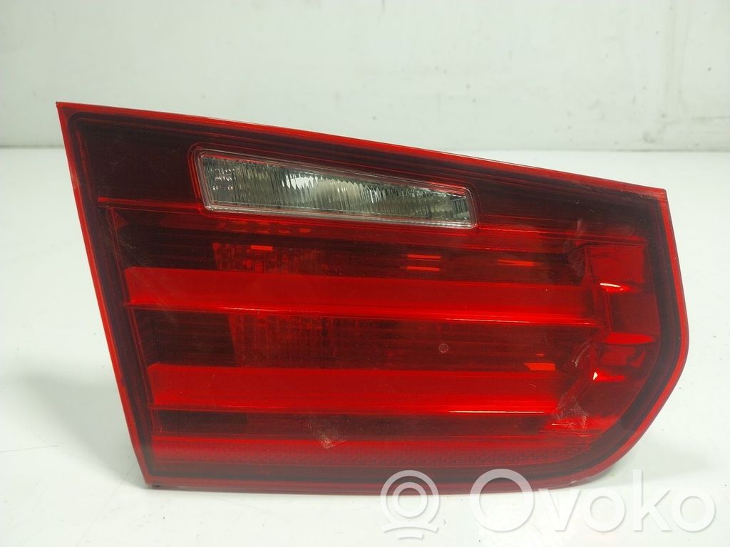 Luz trasera/de freno   63217372793,725991510