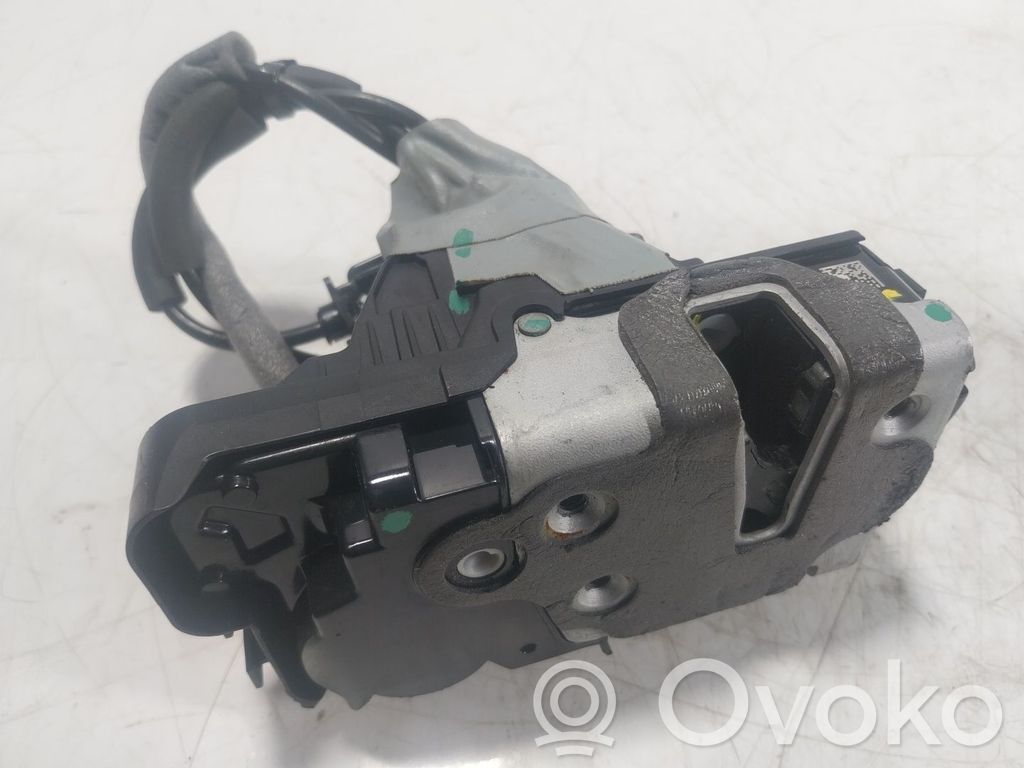 Ford Focus Aizmugurē slēdzene 